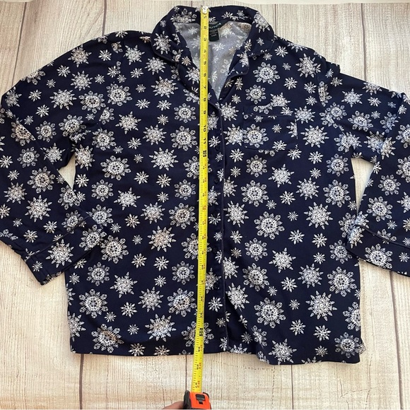 NAUTICA Women’s Navy & White Snowflake Pajama Top Flannel Winter Size Large - Picture 5 of 8